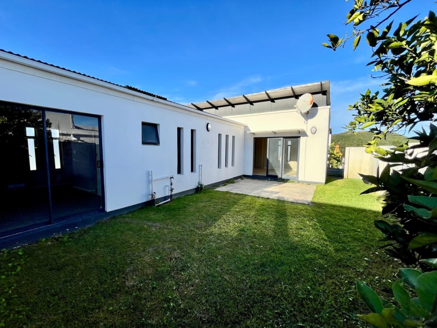 To Let 2 Bedroom Property for Rent in Nahoon Valley Park Eastern Cape